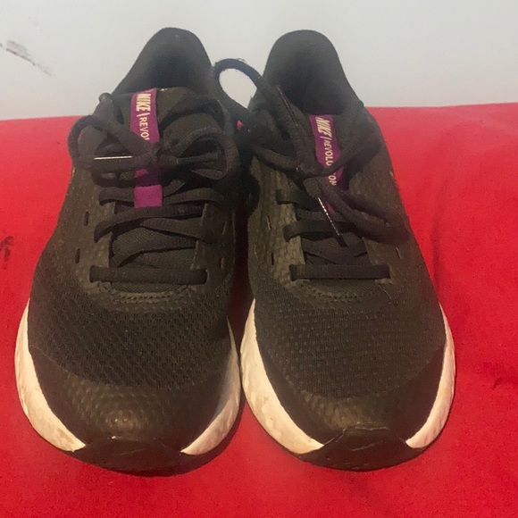 REDUCED!!!preowned unisex  nike sneakers - Picture 1 of 6